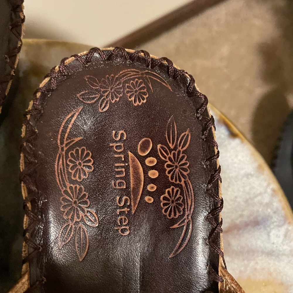 Spring step sandals - Picture 2 of 8